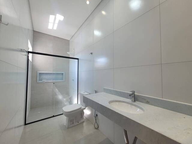 Casa para Venda em Alta Floresta - 5