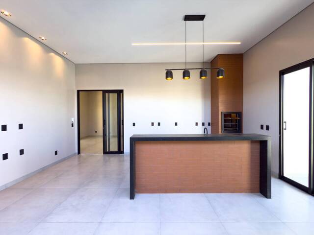 Casa para Venda em Alta Floresta - 5