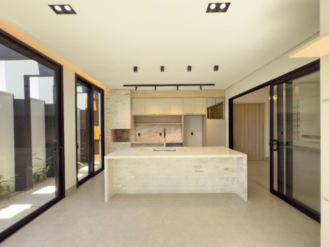 Casa para Venda em Alta Floresta - 5