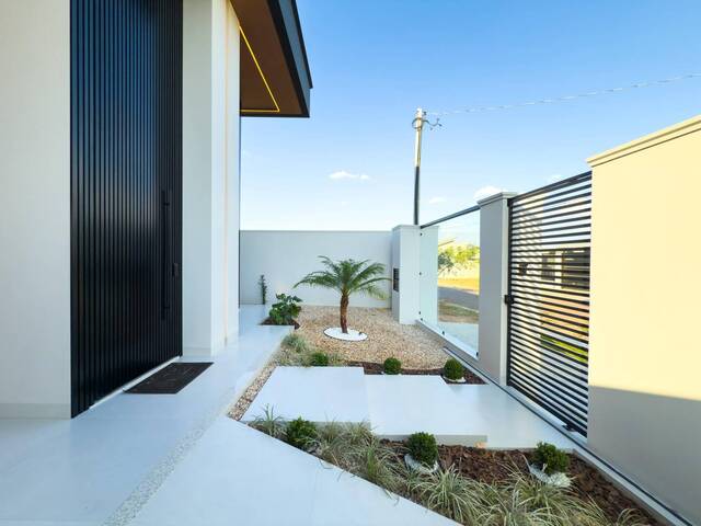 #80 - Casa para Venda em Alta Floresta - MT