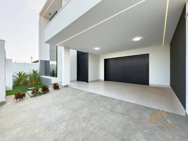 #61 - Casa para Venda em Alta Floresta - MT