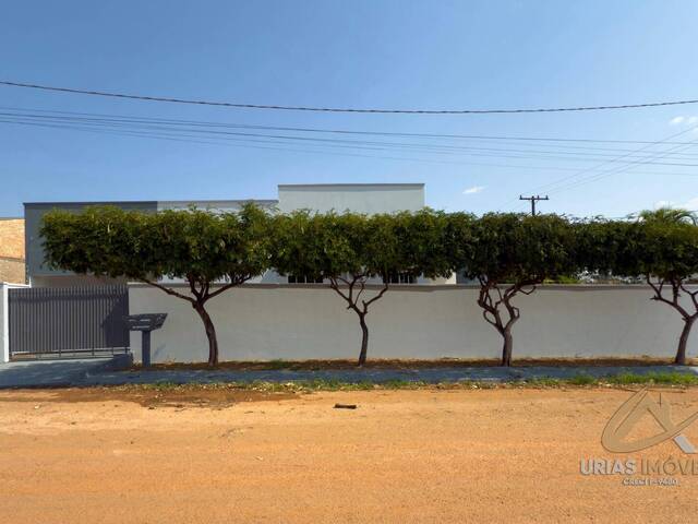 #85 - Casa para Venda em Alta Floresta - MT