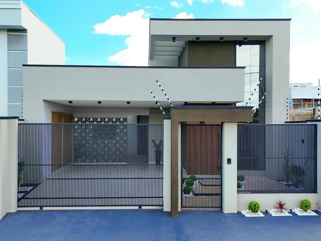 #96 - Casa para Venda em Alta Floresta - MT