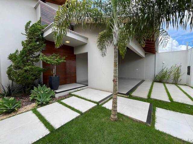 #101 - Casa para Venda em Alta Floresta - MT