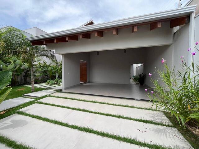 #101 - Casa para Venda em Alta Floresta - MT