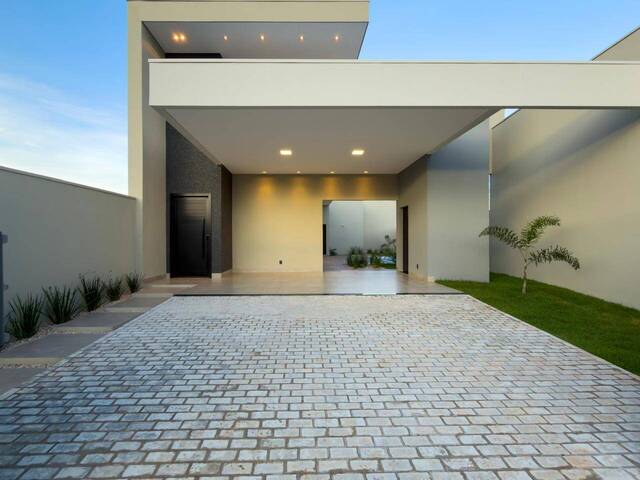 Casa para Venda em Alta Floresta - 2